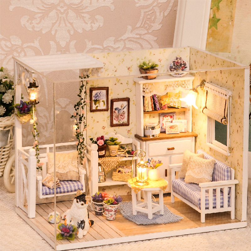 Miniature Wooden DIY Doll House for Children